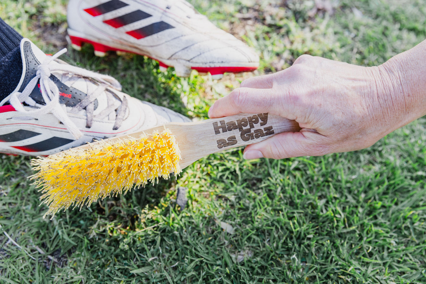 Muddy Good Brush by Happy as Gaz